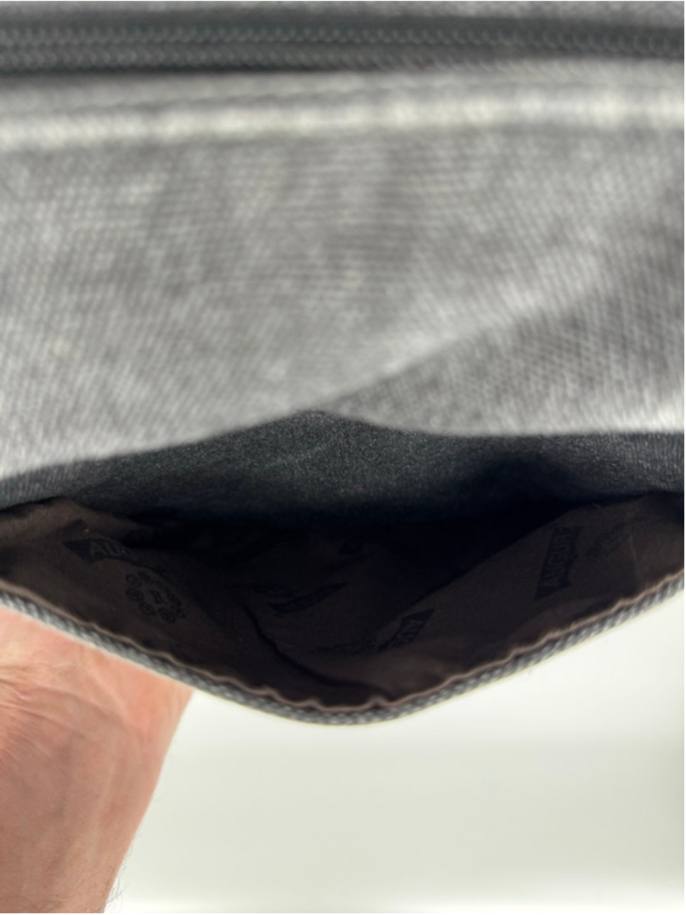 Augur Strauss & Co Gray Messenger Bag One Size with Brown Accents - Picture 8 of 14